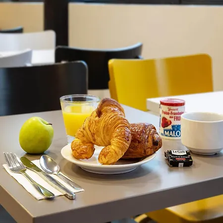 Lille Centre Hotel 2*