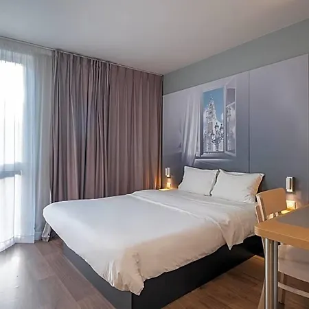 호텔 Lille Centre 투르쿠앵
