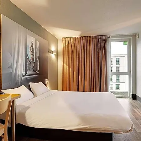 호텔 Lille Centre 투르쿠앵