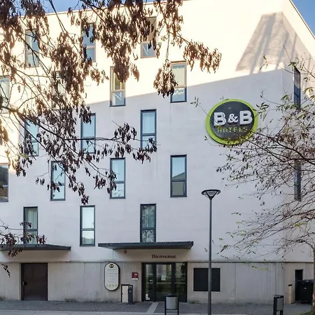 里尔图尔昆中心b&b酒店 2*